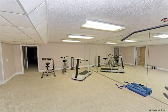 6 Beacon Hill Drive, Saratoga Springs, NY 12866