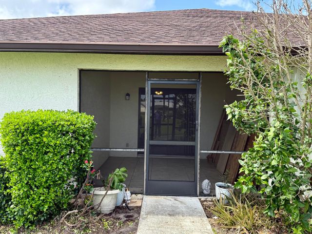 1611 Laurel Leaf Lane B, Fort Pierce, FL 34950