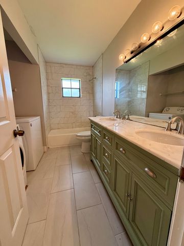 1611 Laurel Leaf Lane B, Fort Pierce, FL 34950