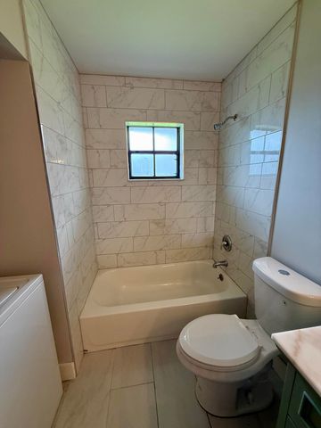 1611 Laurel Leaf Lane B, Fort Pierce, FL 34950