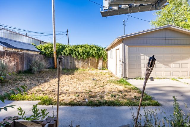 487 W 1ST AVE, Midvale, UT 84047