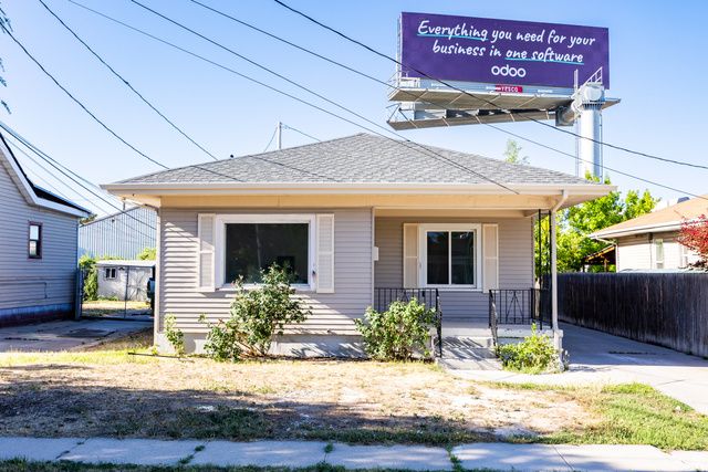 487 W 1ST AVE, Midvale, UT 84047