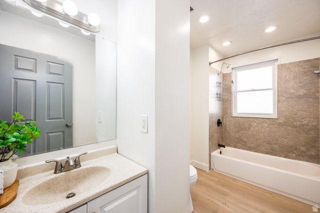 487 W 1ST AVE, Midvale, UT 84047