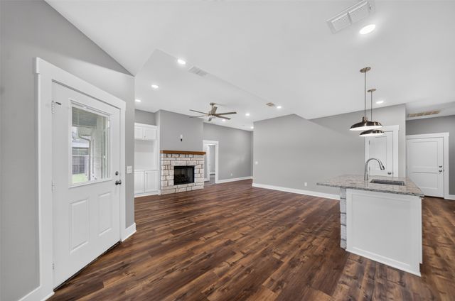 391 County Road 1610, Alba, TX 75410