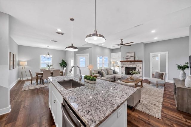 391 County Road 1610, Alba, TX 75410