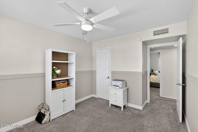 4314 E AMBERWOOD Drive, Phoenix, AZ 85048