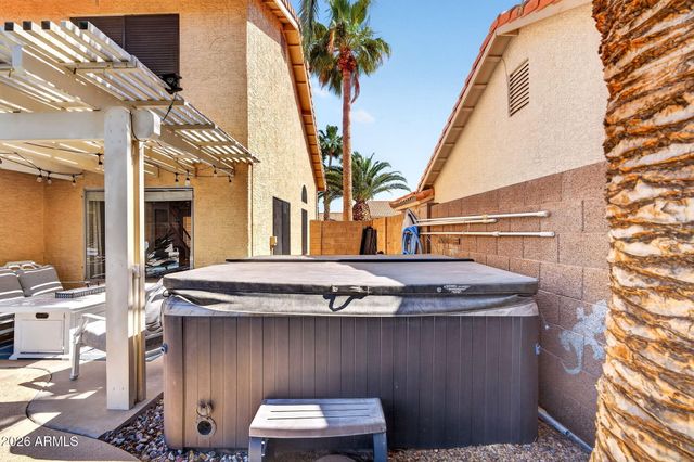 4314 E AMBERWOOD Drive, Phoenix, AZ 85048