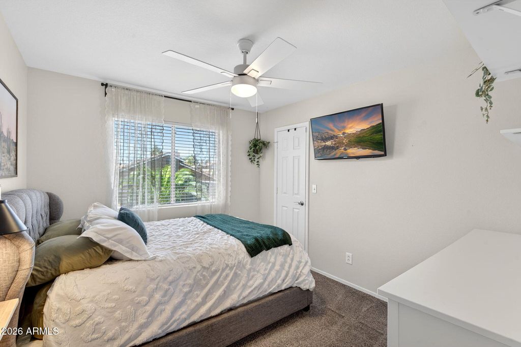 Image 34 of property listing at 4314 E AMBERWOOD Drive, Phoenix, AZ 85048