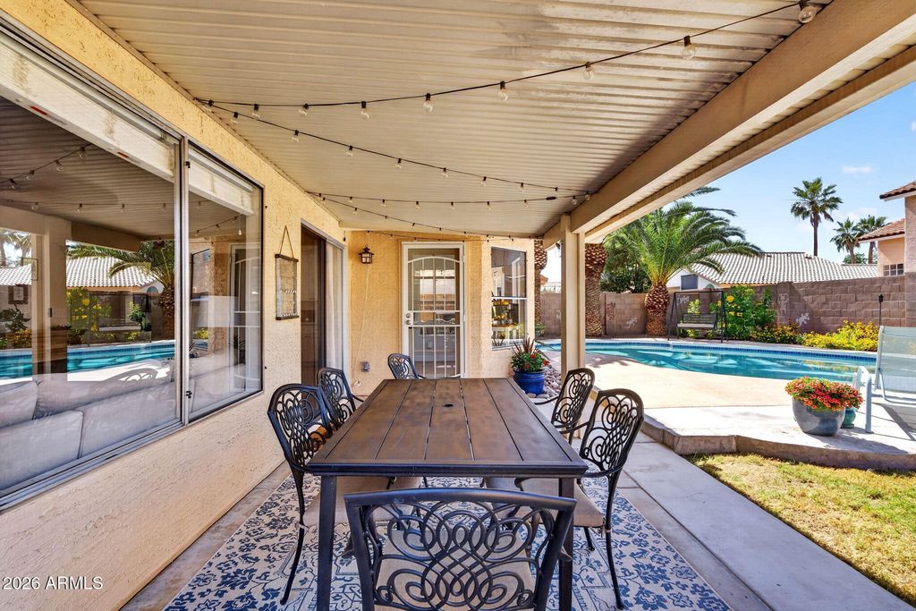 Image 45 of property listing at 4314 E AMBERWOOD Drive, Phoenix, AZ 85048
