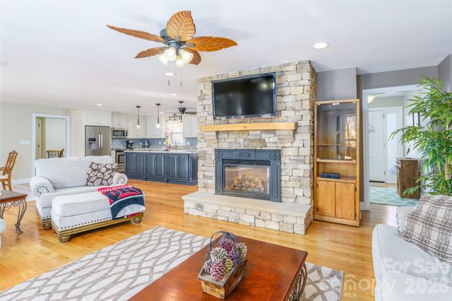 8194 Mallard Road, Denver, NC 28037