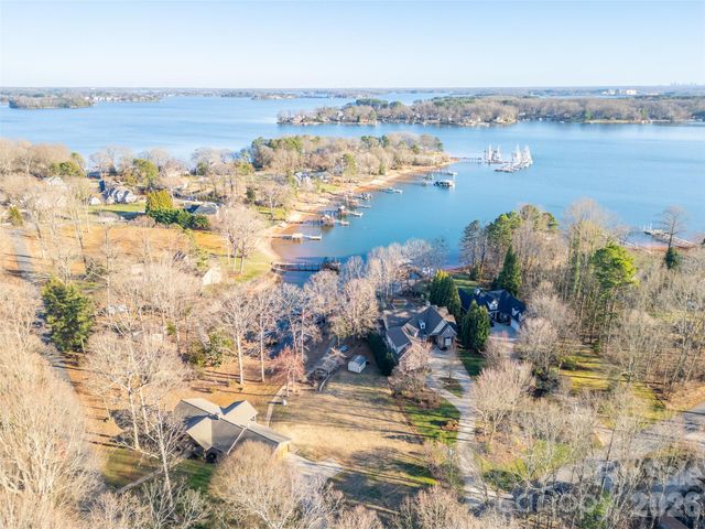 8194 Mallard Road, Denver, NC 28037