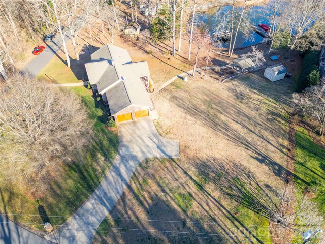 8194 Mallard Road, Denver, NC 28037
