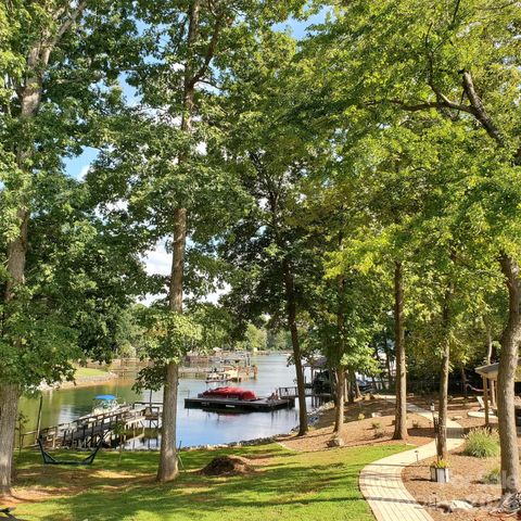 8194 Mallard Road, Denver, NC 28037