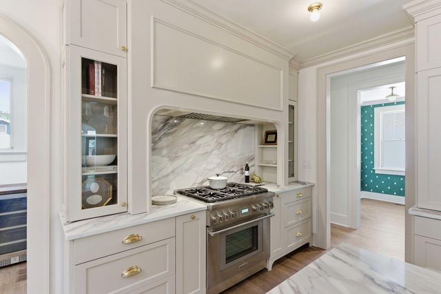 894 Rutledge Avenue, Charleston, SC 29403