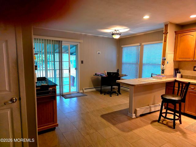 9 Bolans Court, Toms River, NJ 08757