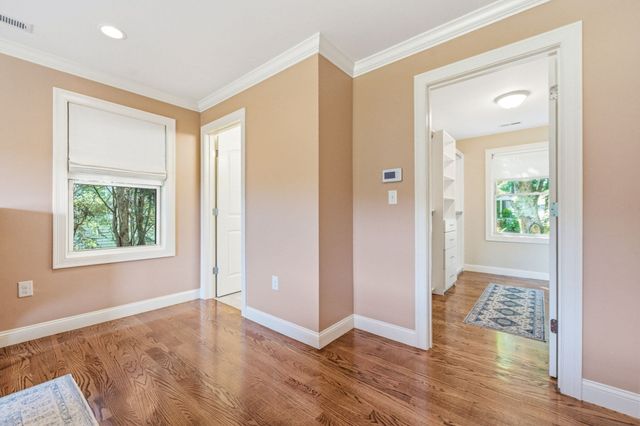 4 Weld St, Boston, MA 02131