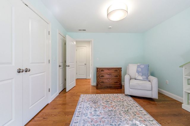 4 Weld St, Boston, MA 02131