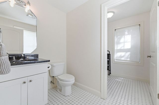 4 Weld St, Boston, MA 02131