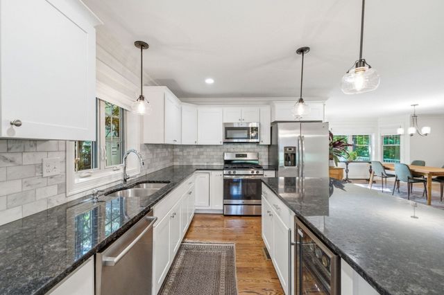 4 Weld St, Boston, MA 02131