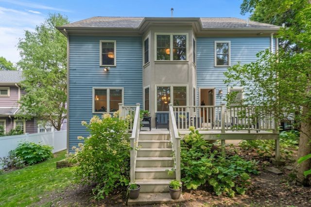 4 Weld St, Boston, MA 02131