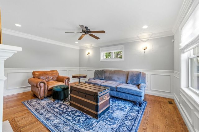 4 Weld St, Boston, MA 02131