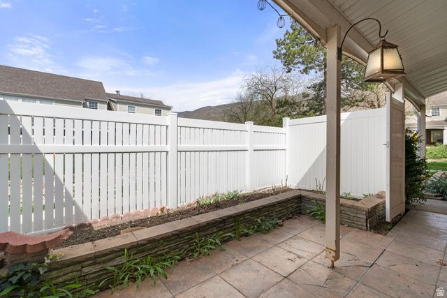 165 W PHEASANTBROOK DR., Centerville, UT 84014