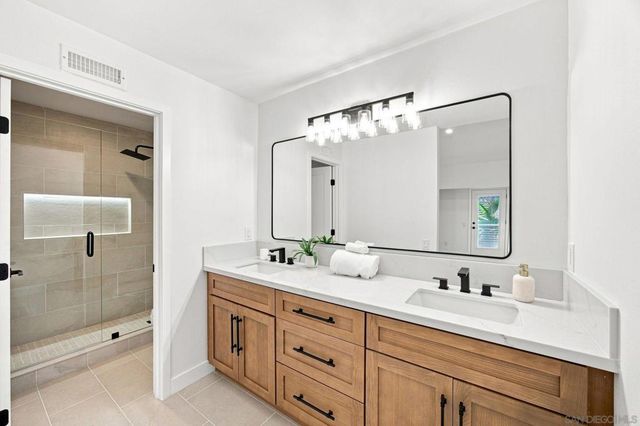 16050 Big Springs Way, San Diego, CA 92127