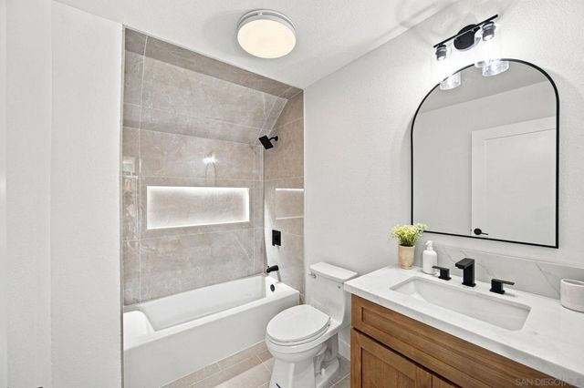 16050 Big Springs Way, San Diego, CA 92127