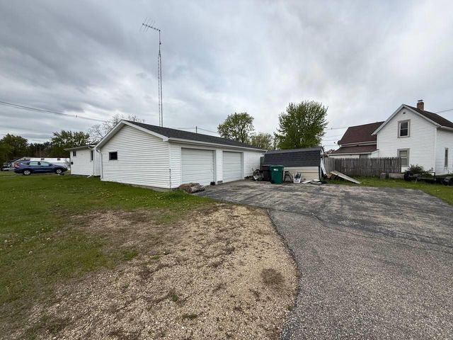 471 N Fulton Street, Princeton, WI 54968