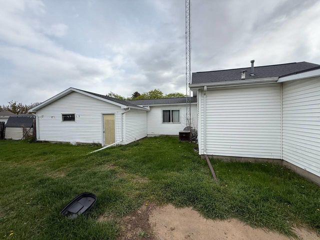 471 N Fulton Street, Princeton, WI 54968