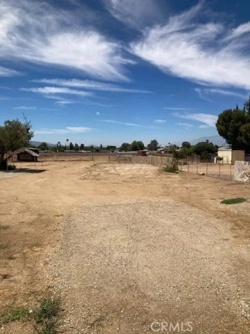 12706 6th, Yucaipa, CA 92399