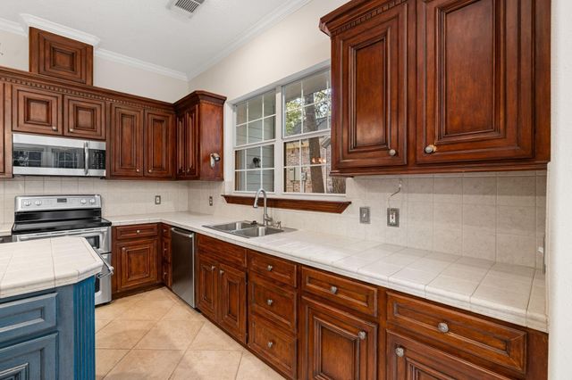 11506 Walden Road, Montgomery, TX 77356