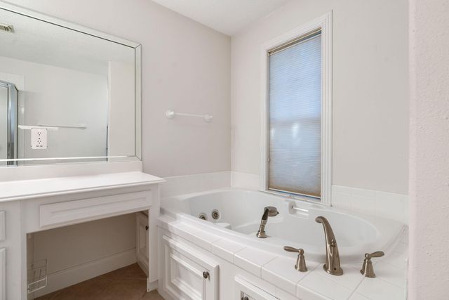 11506 Walden Road, Montgomery, TX 77356