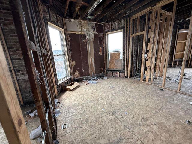 5813 S Wabash Avenue, Chicago, IL 60637