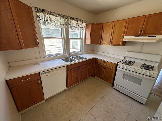 394 Taunton Place 2, Buffalo, NY 14216