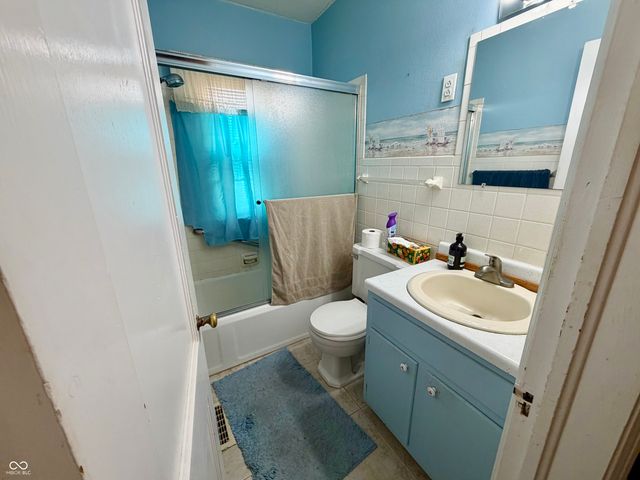 3016 Fairview Street, Anderson, IN 46016