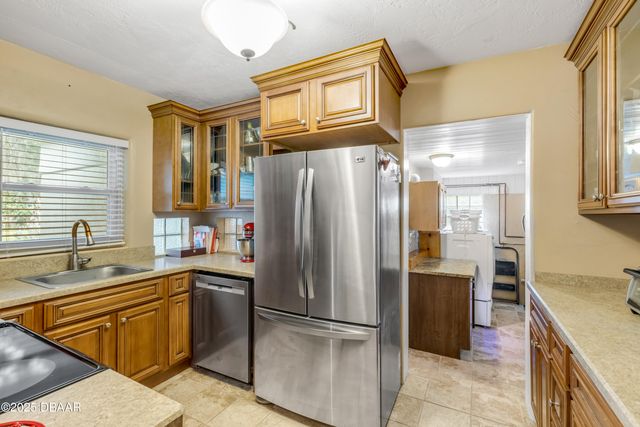 113 9th Street, New Smyrna Beach, FL 32168