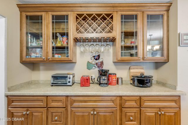 113 9th Street, New Smyrna Beach, FL 32168