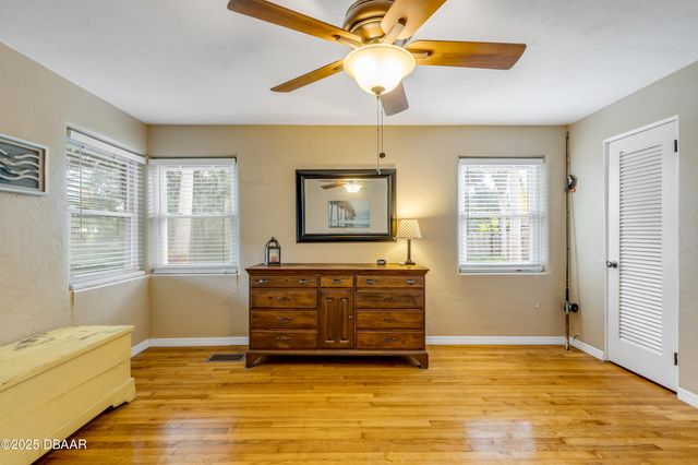 113 9th Street, New Smyrna Beach, FL 32168