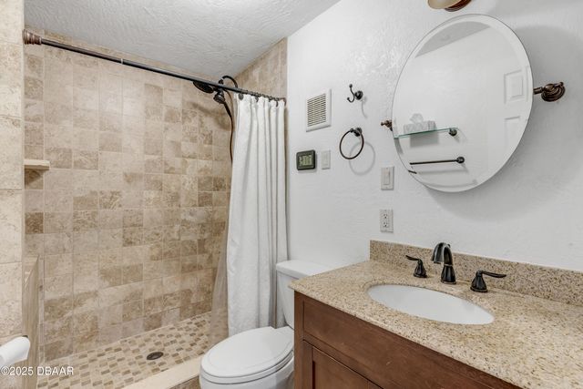 113 9th Street, New Smyrna Beach, FL 32168