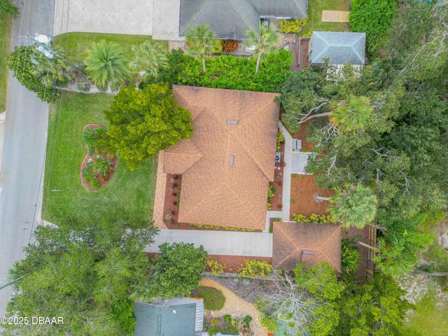 113 9th Street, New Smyrna Beach, FL 32168