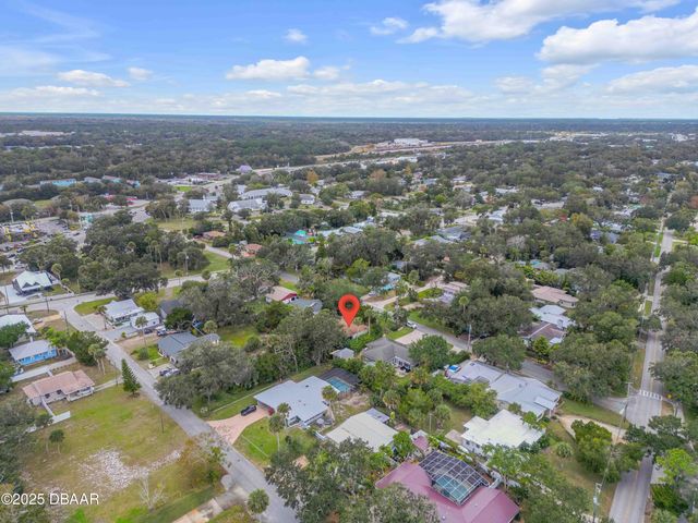 113 9th Street, New Smyrna Beach, FL 32168