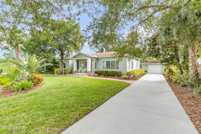 113 9th Street, New Smyrna Beach, FL 32168