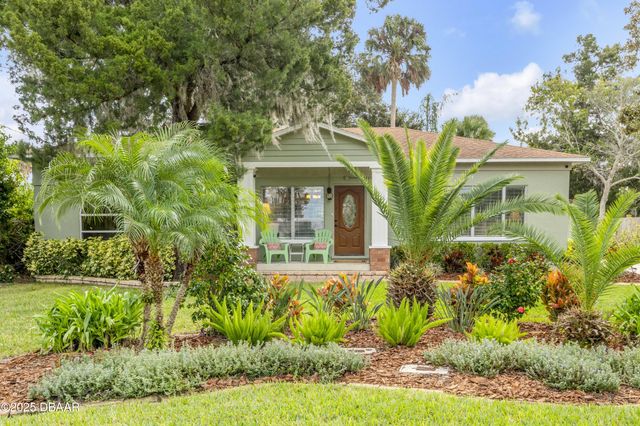 113 9th Street, New Smyrna Beach, FL 32168
