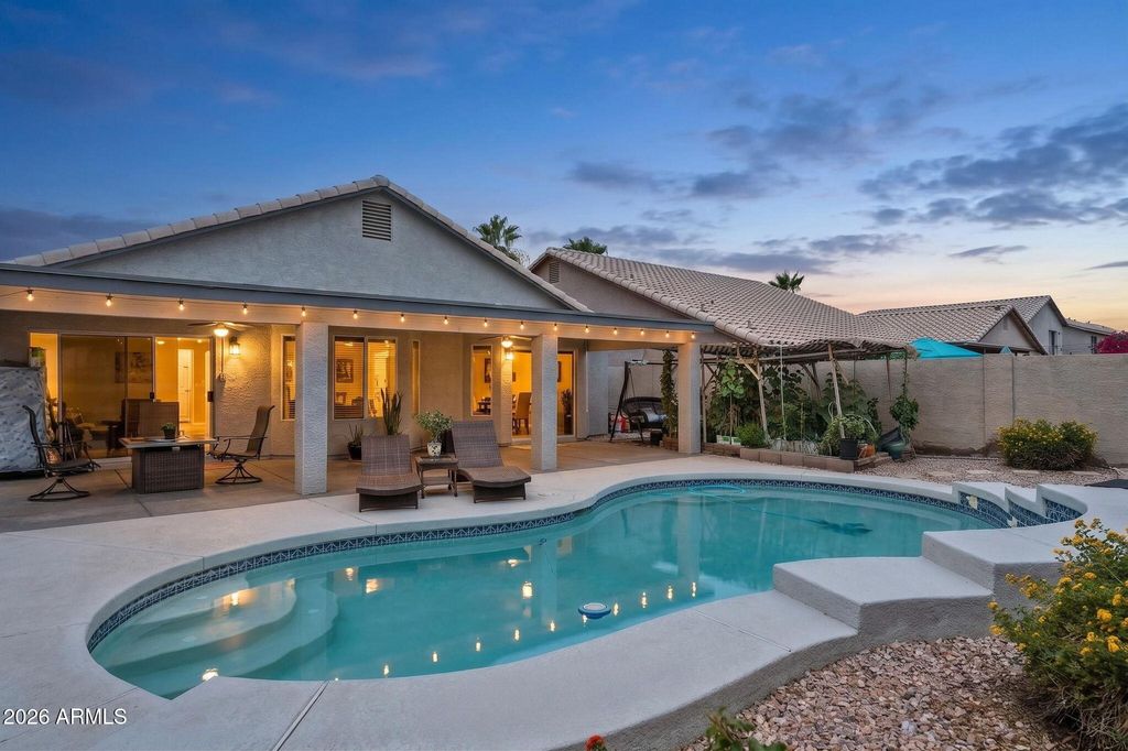 677 N EL DORADO Drive, Gilbert, AZ 85233 — exterior