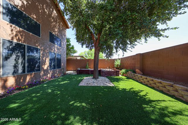 6276 S Nash Way, Chandler, AZ 85249