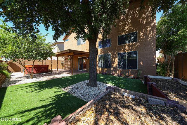 6276 S Nash Way, Chandler, AZ 85249