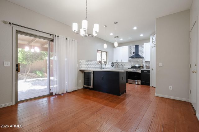 6276 S Nash Way, Chandler, AZ 85249