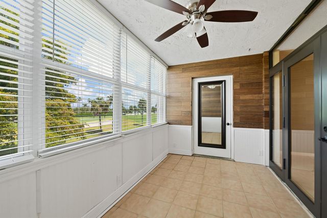 7350 NW 18th Street 207, Margate, FL 33063