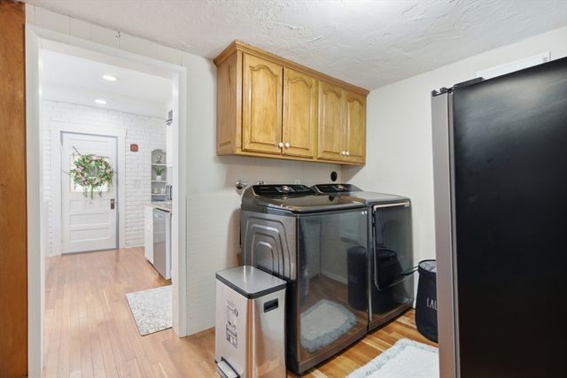 16 Allen Street, Northborough, MA 01532